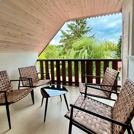 Sunset Garden House - Agard Apartmán *